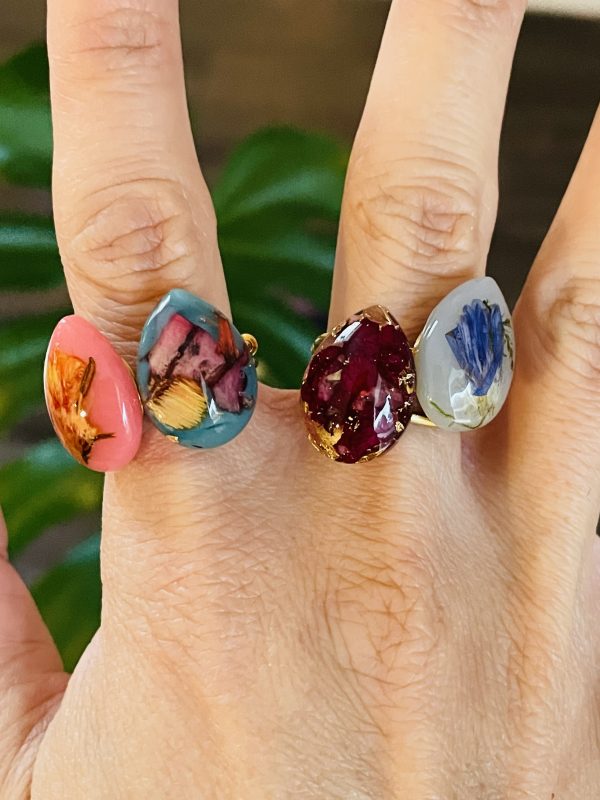 Teardrop and heart shape resin rings