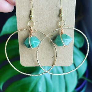 Hoops with two point crystal
