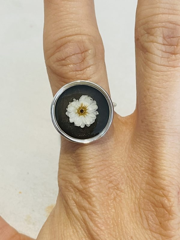 Silver flower resin ring