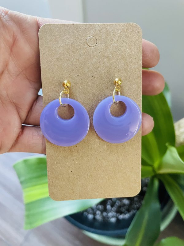 Round resin earrings